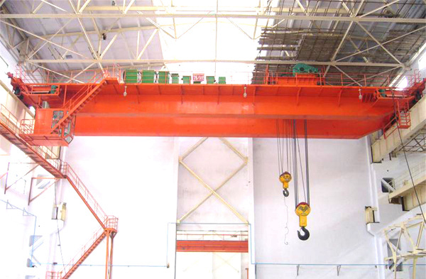 辽宁锦州双梁行车行吊厂家20吨双梁桥式起重机做好维保