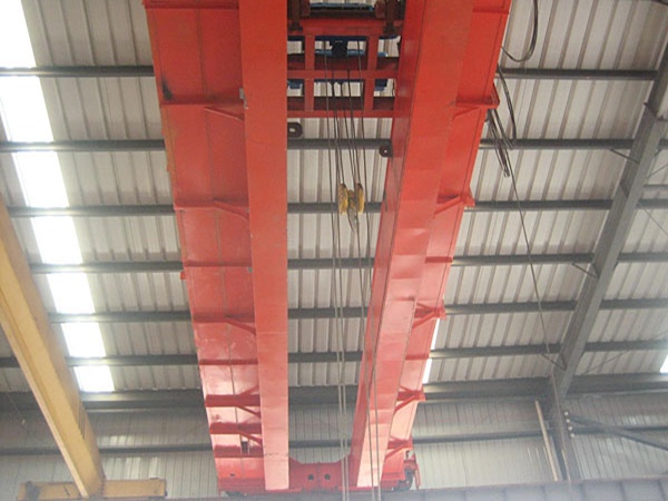 河北沧州120吨架桥机租赁 行车行吊的安全装置
