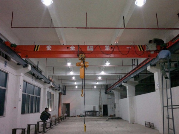 陕西渭南单梁桥式起重机厂家 销售手续齐全